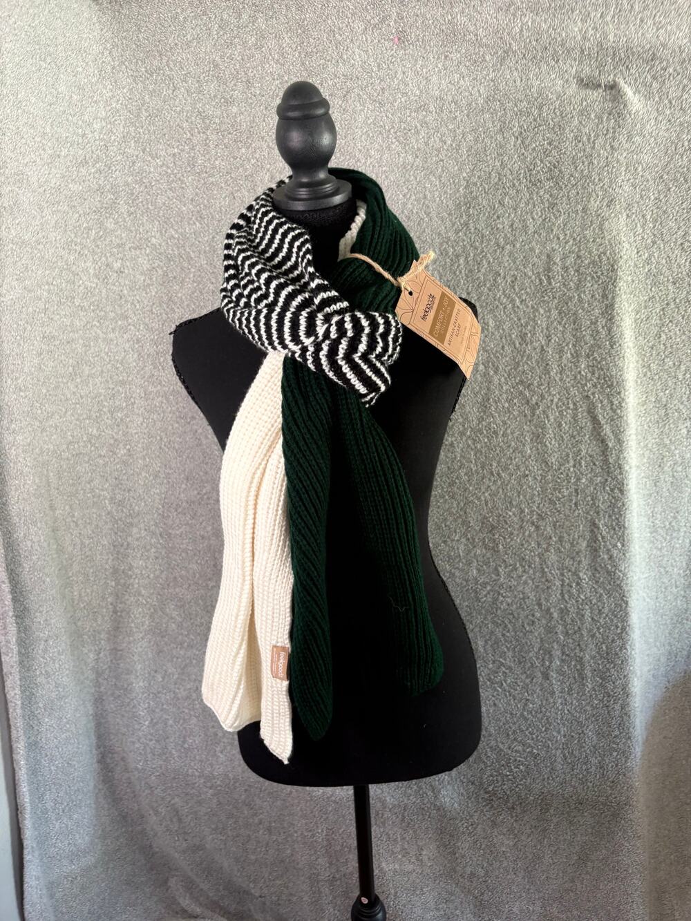 Feelgoodz Aurora Scarf NWT Green Cream Striped Artisan Knit
